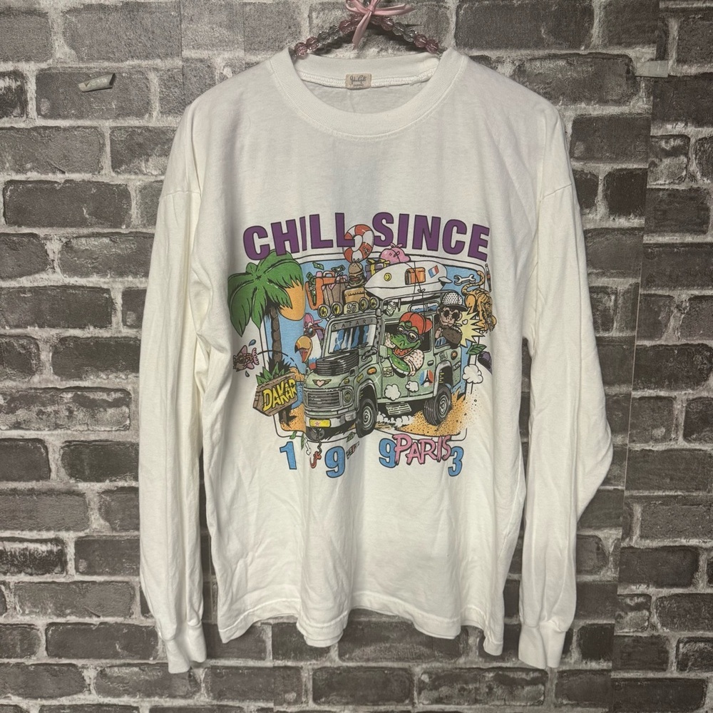NWT Brandy Melville graphic tee shirt long sleeve white Chill since 1993